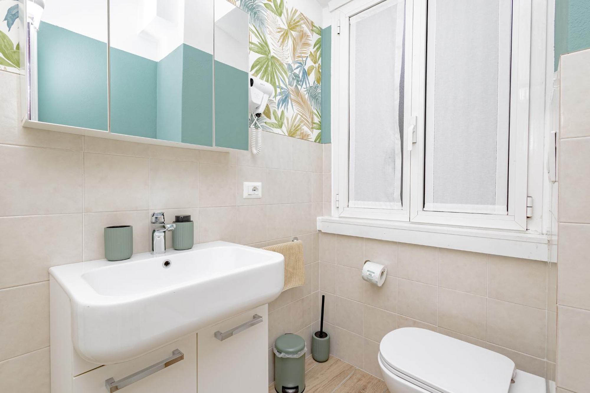 Manzoni Apartment Lecco Luaran gambar